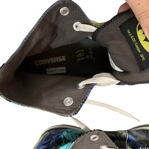 Converse DC Comics Batman High-Top Sneakers - Picture 7 of 9
